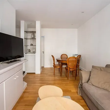 Goujon - Cozy Apartment In Nation-Picpus Neighborhood Paris Exterior photo